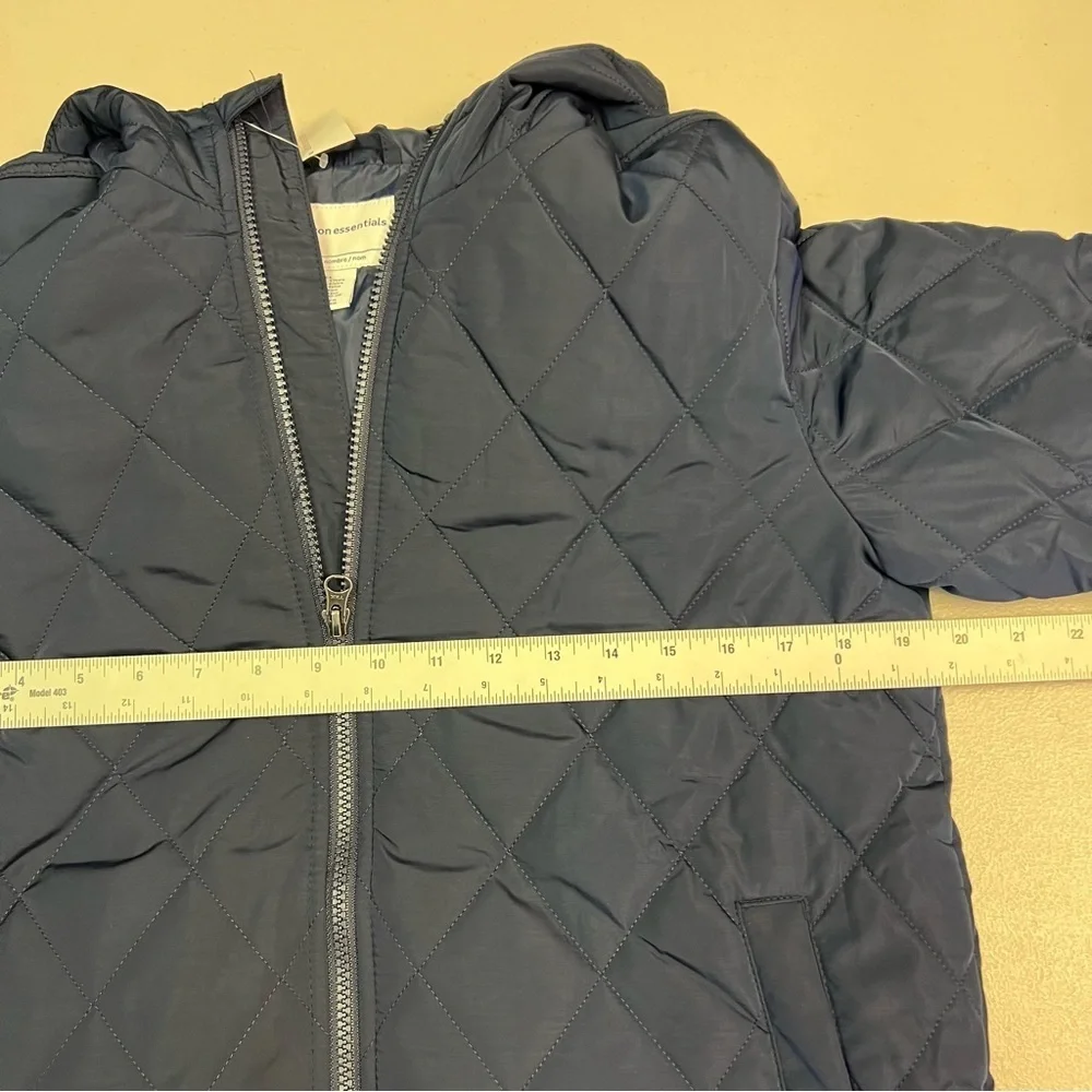 Amazon Essentials Kids Dark Blue Quilted Jacket L